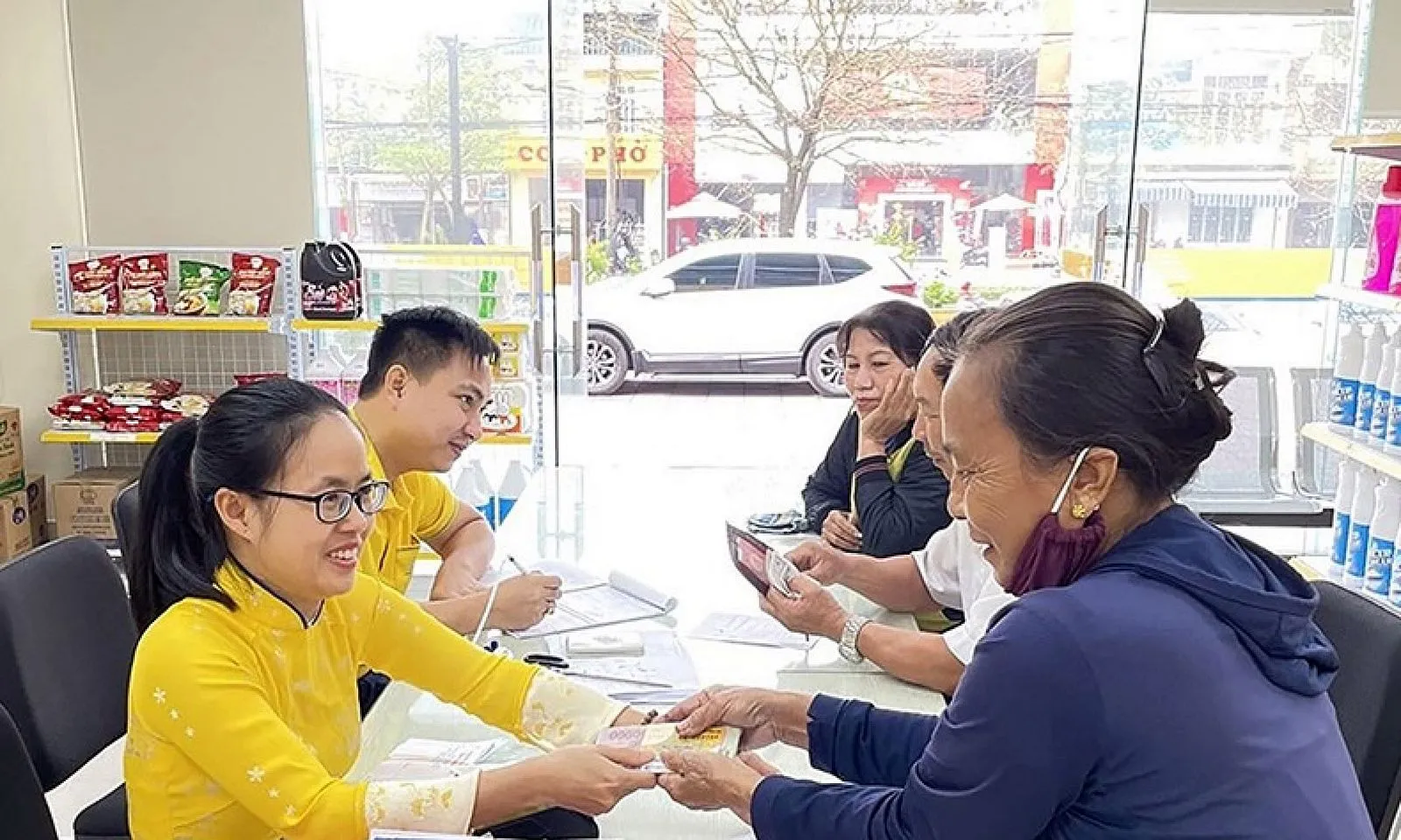 Từ 1/7/2025: Mở rộng đối tượng hưởng trợ cấp hưu trí xã hội