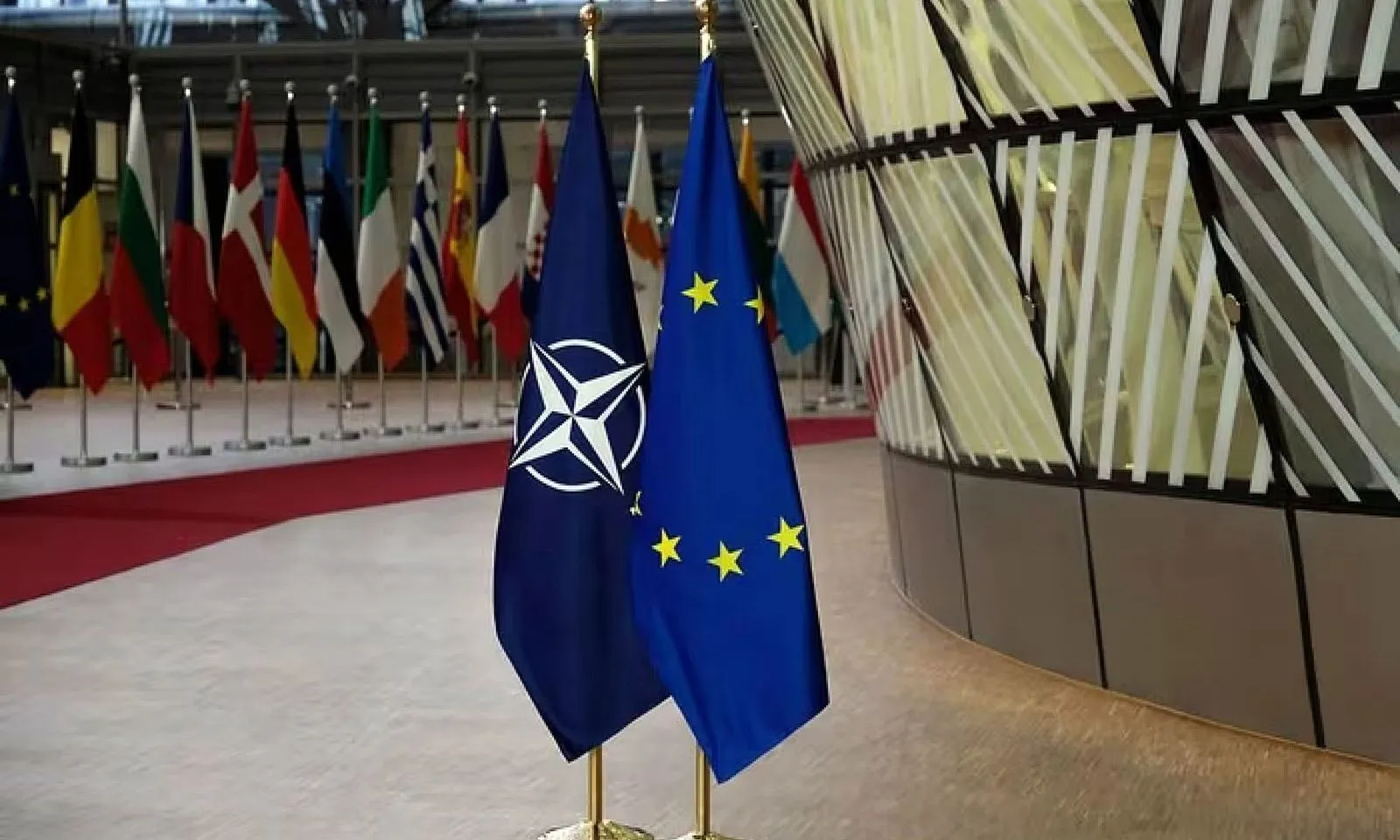 NATO sắp công bố cam kết chi tiêu quốc phòng mới, mục tiêu nâng lên 5% GDP