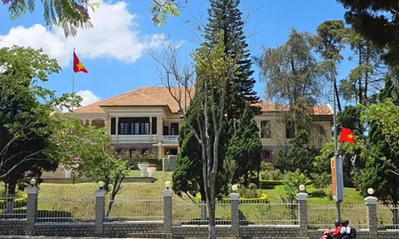 Sau sáp nhập, 5 lãnh đạo cấp sở về làm việc tại xã, phường