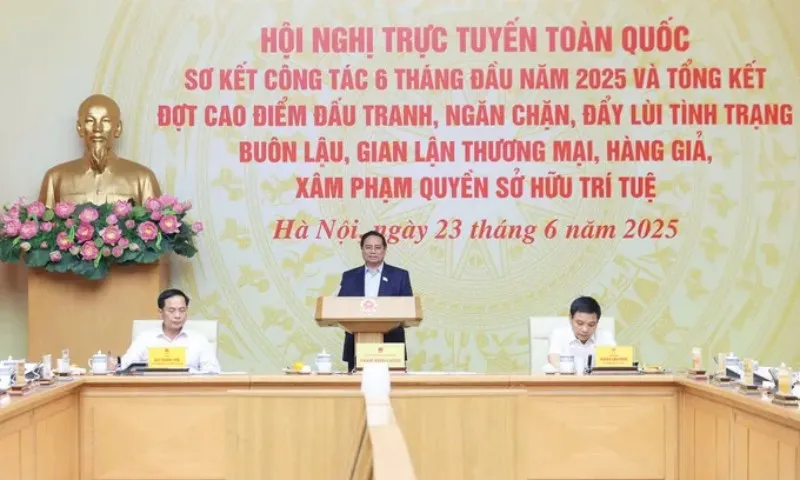 Thủ tướng: Kiên quyết quét sạch nạn thuốc giả, thực phẩm giả