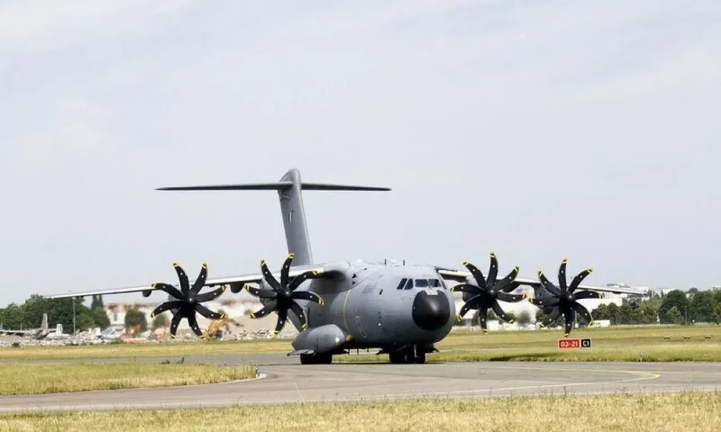 A400M 