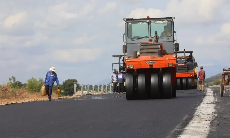 Thông xe hơn 200km cao tốc dịp 19/8