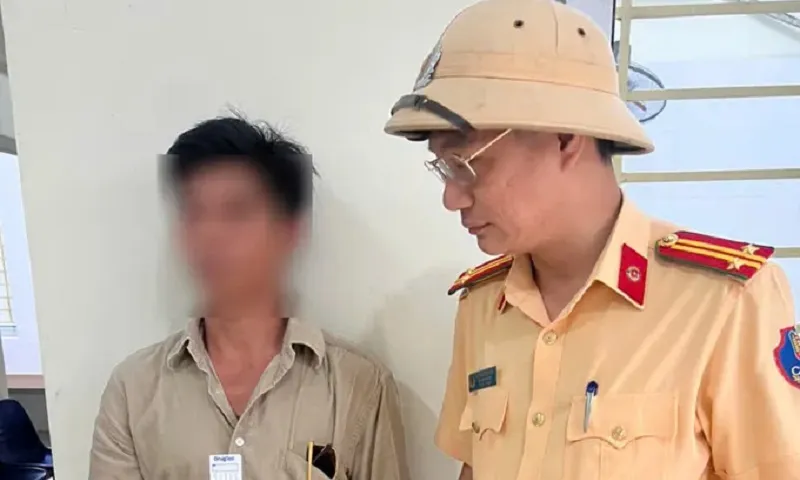 Thái Nguyên: Người đàn ông chở con vẫn ngang nhiên tiêm ma túy, gây tai nạn liên hoàn