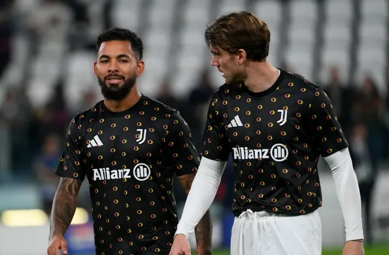 vlahovic-douglas-luiz-mu-juventus