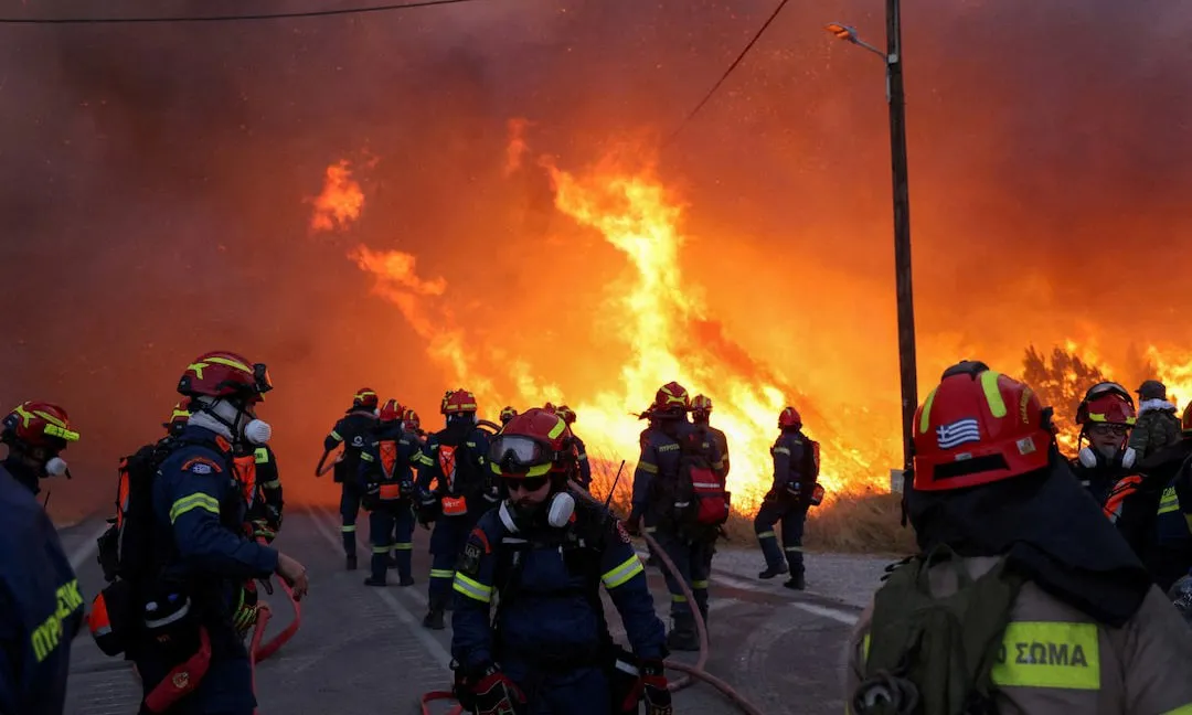 Hy Lạp: Đảo Chios ban bố tình trạng khẩn cấp do cháy rừng lan rộng