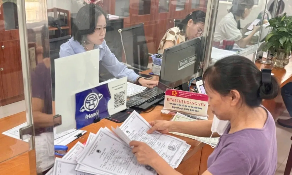 Bộ Nội vụ hướng dẫn thực hiện Nghị định 178 với cán bộ khi sắp xếp bộ máy