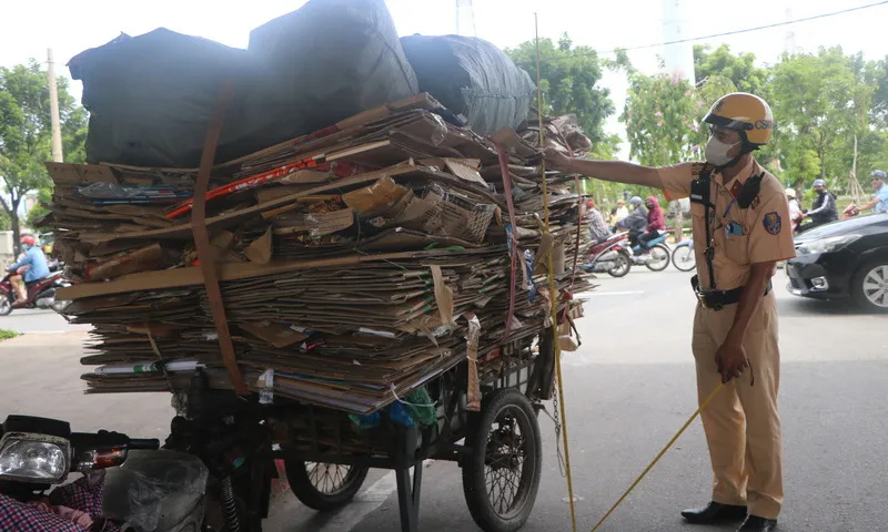 TPHCM: Tăng cường xử lý xe máy, xe tự chế vi phạm an toàn kỹ thuật
