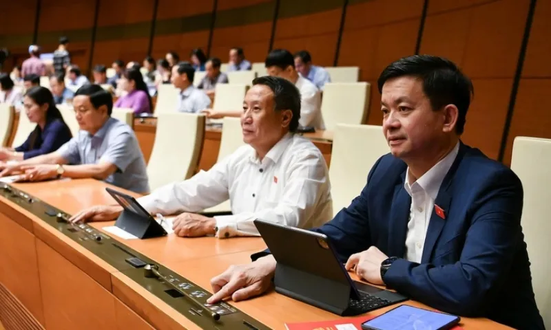 Quốc hội thông qua mô hình 3 cấp tòa án mới