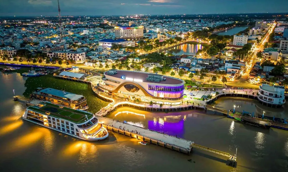 Nhiều giám đốc sở, chủ tịch huyện Tiền Giang nghỉ hưu trước tuổi từ 1/7