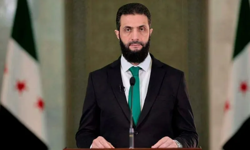 Tổng thống lâm thời Syria Ahmed Al-Sharaa - Ảnh Reuters