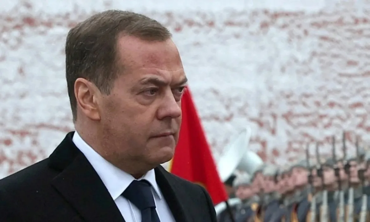 Ông Medvedev tuyên bố EU là kẻ thù, cảnh báo Ukraine gia nhập NATO