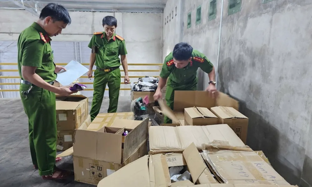 Hơn 4.000 mỹ phẩm vi phạm bị thu giữ tại Quảng Trị và Đà Nẵng
