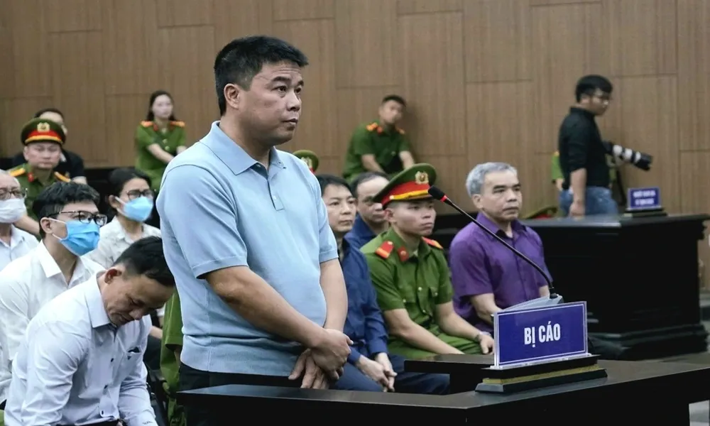 Cựu Chủ tịch Tập đoàn Phúc Sơn khai chi hơn 20 tỷ đồng bôi trơn dự án