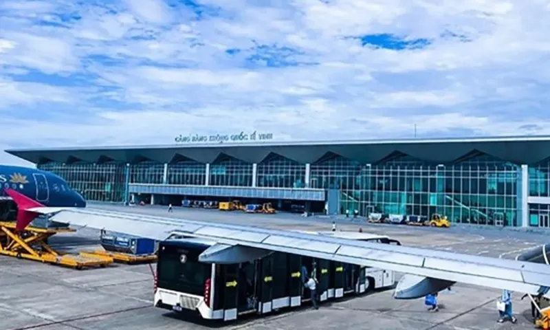 Tạm ngưng hoạt động sân bay Vinh để sửa chữa từ 1 7