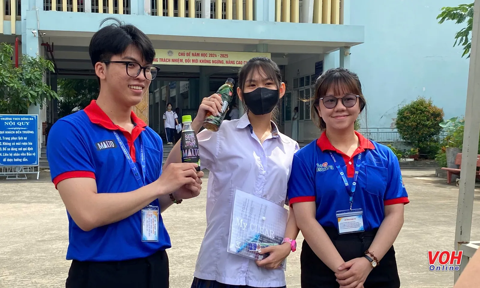 Đề thi ngữ văn về “Vùng trời quê hương nào cũng là bầu trời Tổ quốc” - sâu sắc và cảm xúc