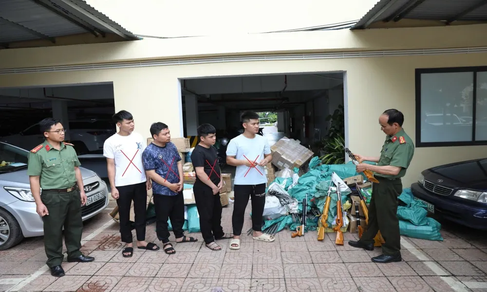 Sơn La: Phát hiện lò chế tạo, mua bán súng hơi PCP liên tỉnh