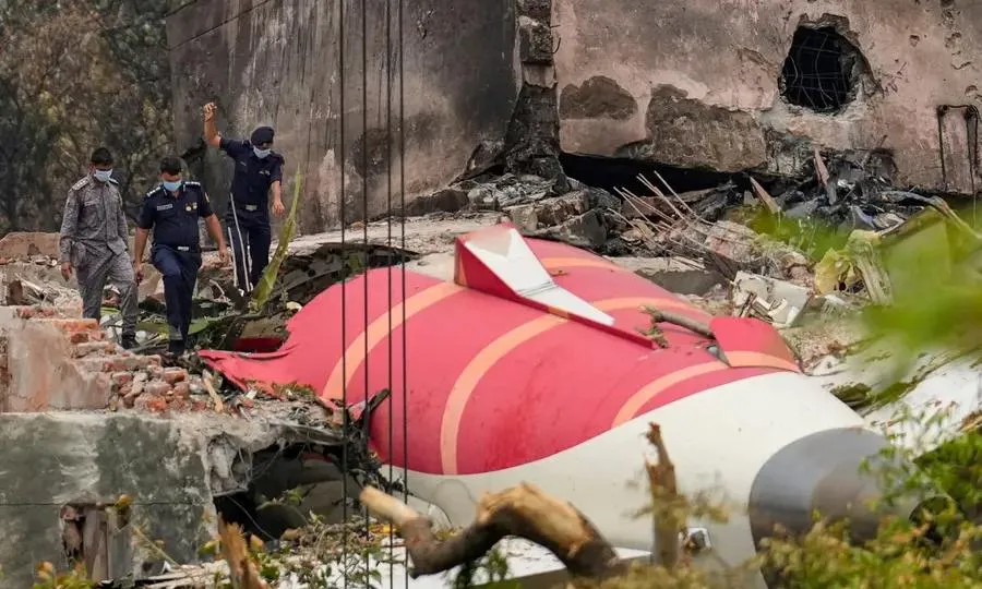 Ấn Độ giải mã dữ liệu hộp đen vụ rơi máy bay Air India