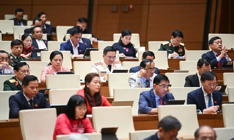 Quốc hội chấp thuận miễn thị thực có thời hạn cho người nước ngoài thuộc diện đặc biệt