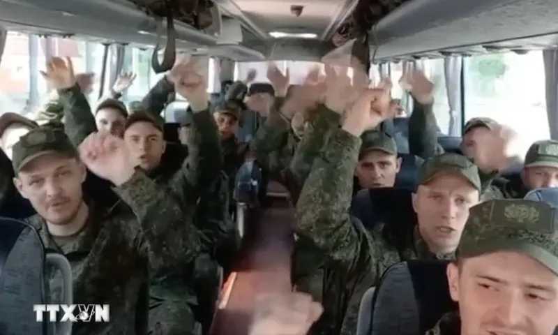 Nga và Ukraine tiếp tục trao đổi tù binh theo thỏa thuận đạt được tại Thổ Nhĩ Kỳ