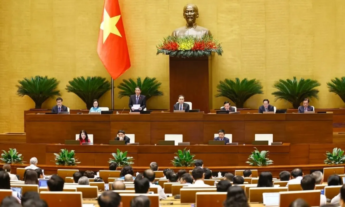 Ngày họp cuối: Quốc hội thông qua 14 luật, nghị quyết và họp phiên bế mạc