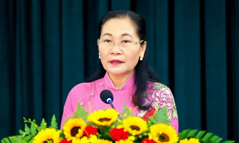 Nguyen Thi le