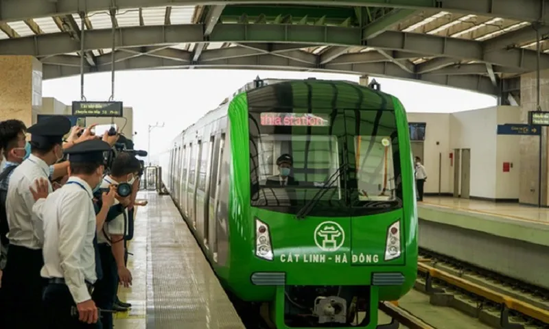 Hà Nội sắp ra mắt vé liên thông xe buýt và Metro