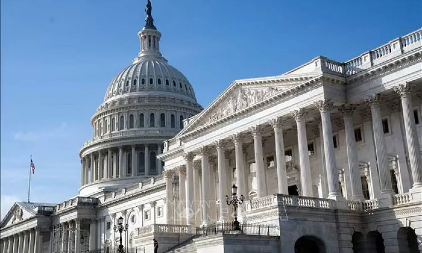 Thượng viện Mỹ bắt đầu tranh luận dự luật chi tiêu gây tranh cãi của Tổng thống Trump