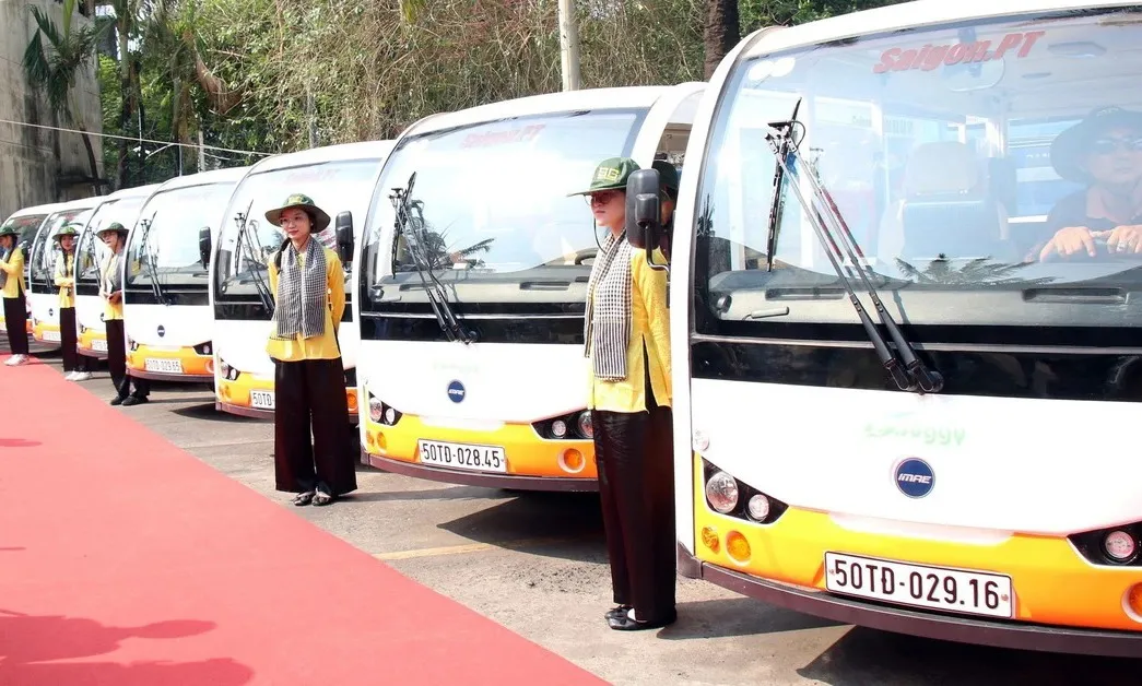 Dịch vụ xe điện du lịch tại TPHCM tạm dừng do vướng pháp lý và hạ tầng