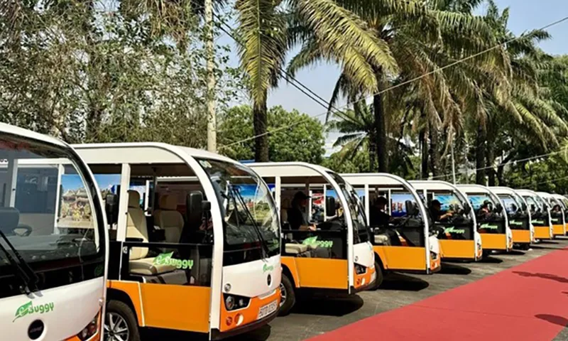 Từ 1/7, tạm dừng hoạt động xe điện 4 bánh chở khách du lịch ở TPHCM