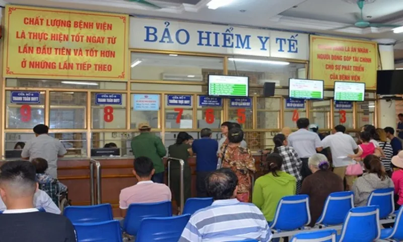 Từ 1/7, nhiều người khám trái tuyến được BHYT chi trả 100% 