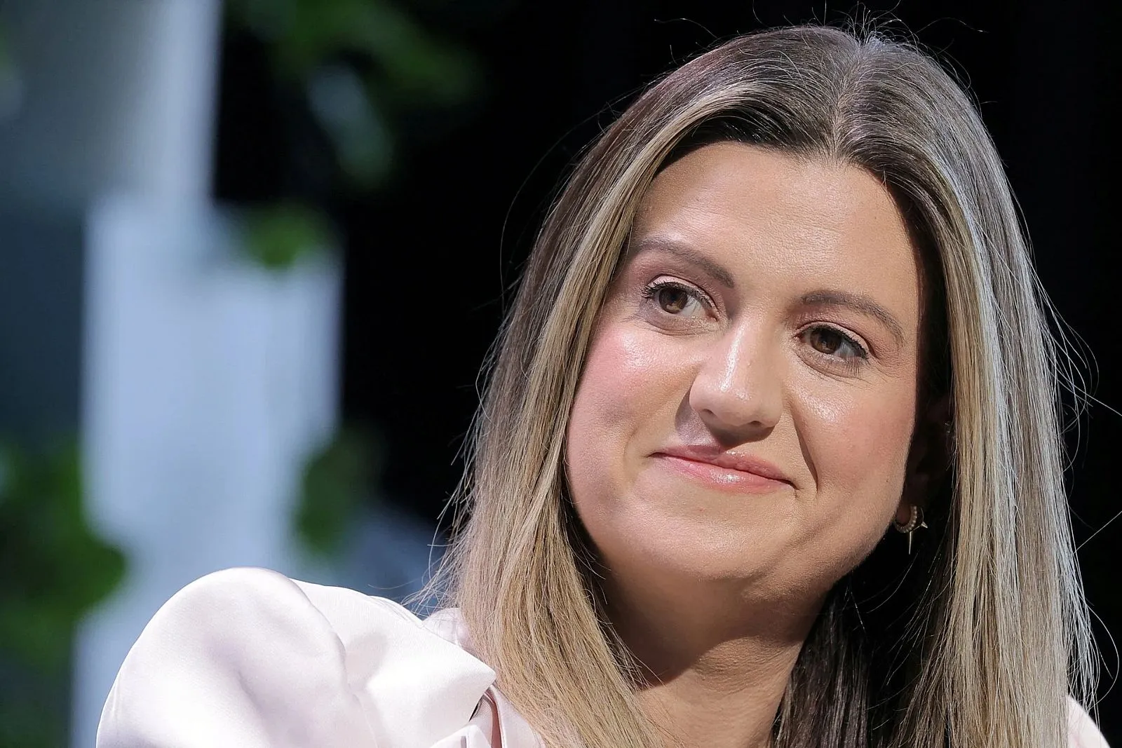 Keily Blair là Giám đốc điều hành của OnlyFans. Những người từng làm việc với Radvinsky cho biết họ bị ràng buộc bởi các thỏa thuận bảo mật (NDA). - Ảnh: Reuters.