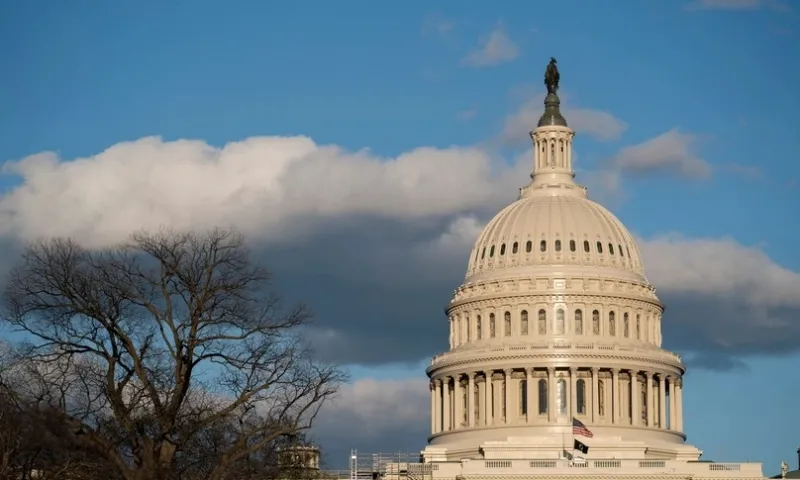 Dự luật thuế của Trump có thể khiến Mỹ thâm hụt thêm 3.300 tỷ USD