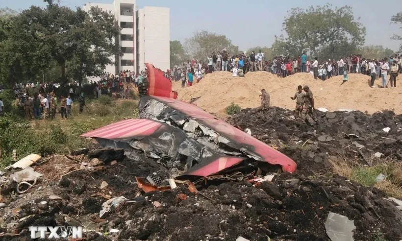 Ấn Độ điều tra khả năng phá hoại trong vụ rơi máy bay Boeing 787 làm gần 300 người thiệt mạng