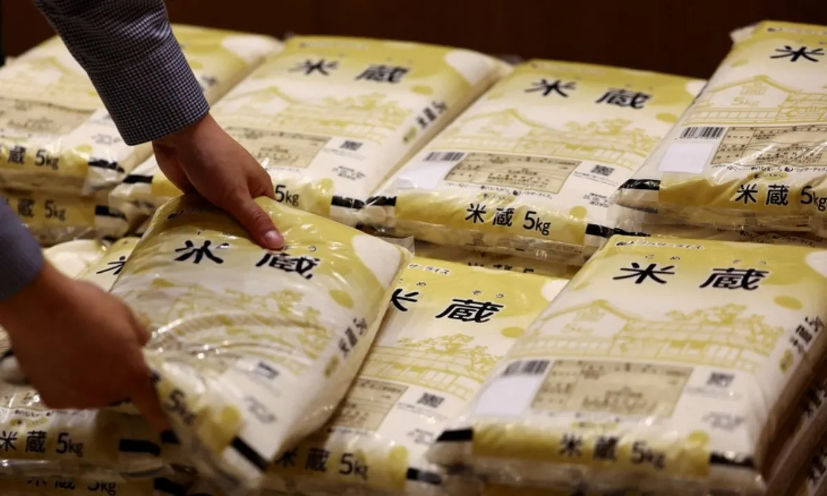 Bị ông Trump chỉ trích “không mua gạo”, Nhật Bản phản pháo