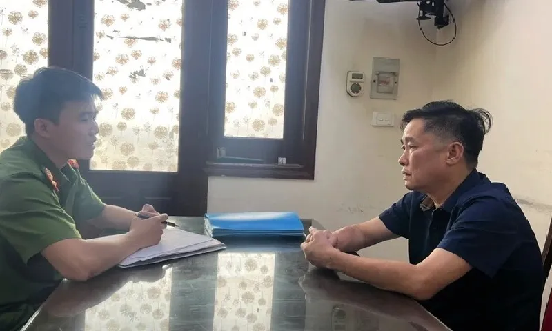 Khởi tố Giám đốc và hai cán bộ Trung tâm Pháp y tâm thần miền núi phía Bắc về tội nhận hối lộ