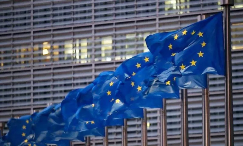 EU giữ lập trường cứng rắn với Mỹ