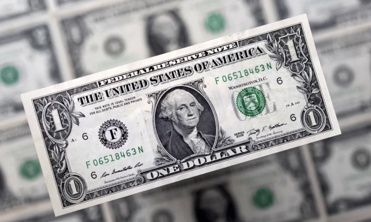 USD mất giá mạnh nhất trong gần 4 năm