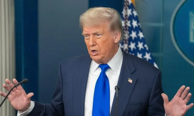 Tổng thống Trump dọa áp thuế mới với Nhật Bản 