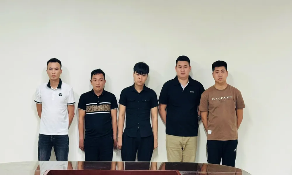 Lừa vay trả góp, chiếm đoạt hàng tỉ đồng từ công ty tài chính và ngân hàng