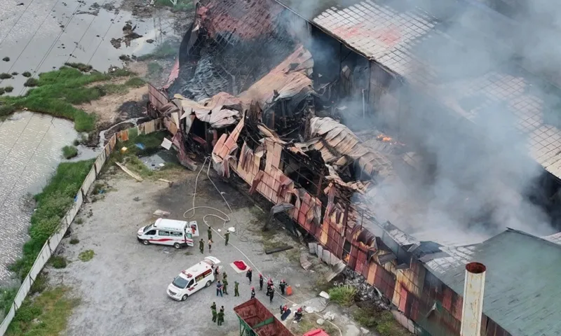 Điểm tin sáng 2/7: Khởi tố vụ án cháy xưởng phế liệu ở Hưng Yên làm 6 người chết