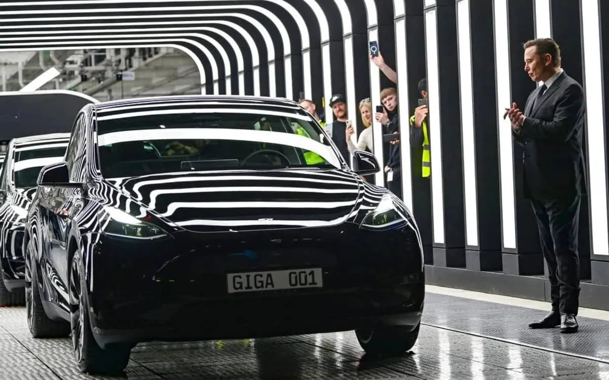 e2941ca3-elon-musk
