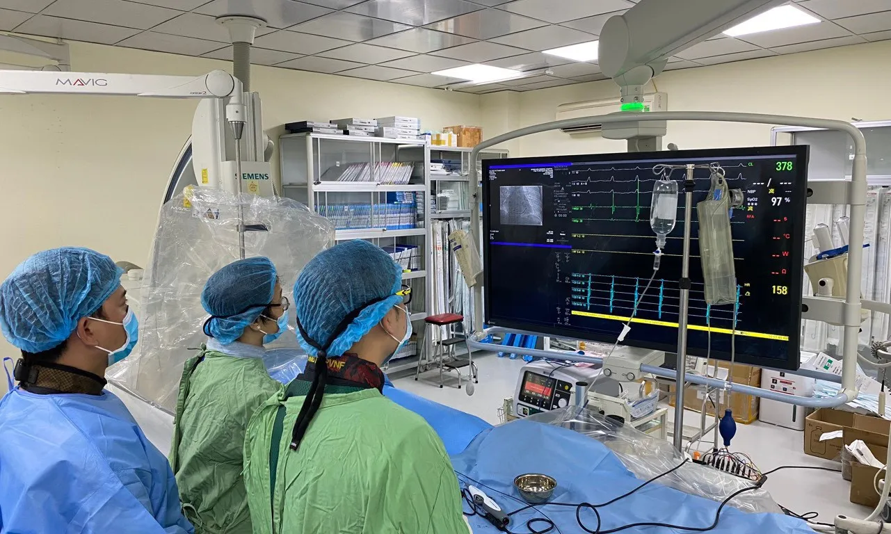 Bước tiến mới trong điều trị hội chứng May-Thurner tại Khánh Hòa