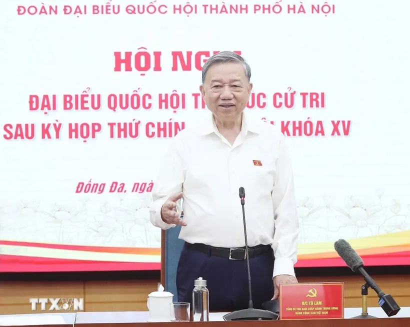 tong-bi-thu-tiep-xuc-cu-tri-1