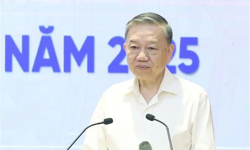 Tổng Bí thư yêu cầu ưu tiên nhiệm vụ đột phá về khoa học và chuyển đổi số