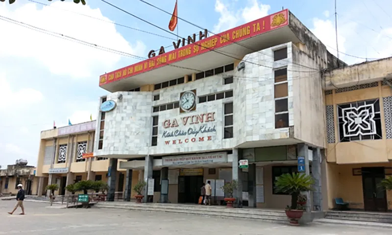Sân bay Vinh sửa chữa, tàu khách tăng thêm toa khi qua ga Vinh