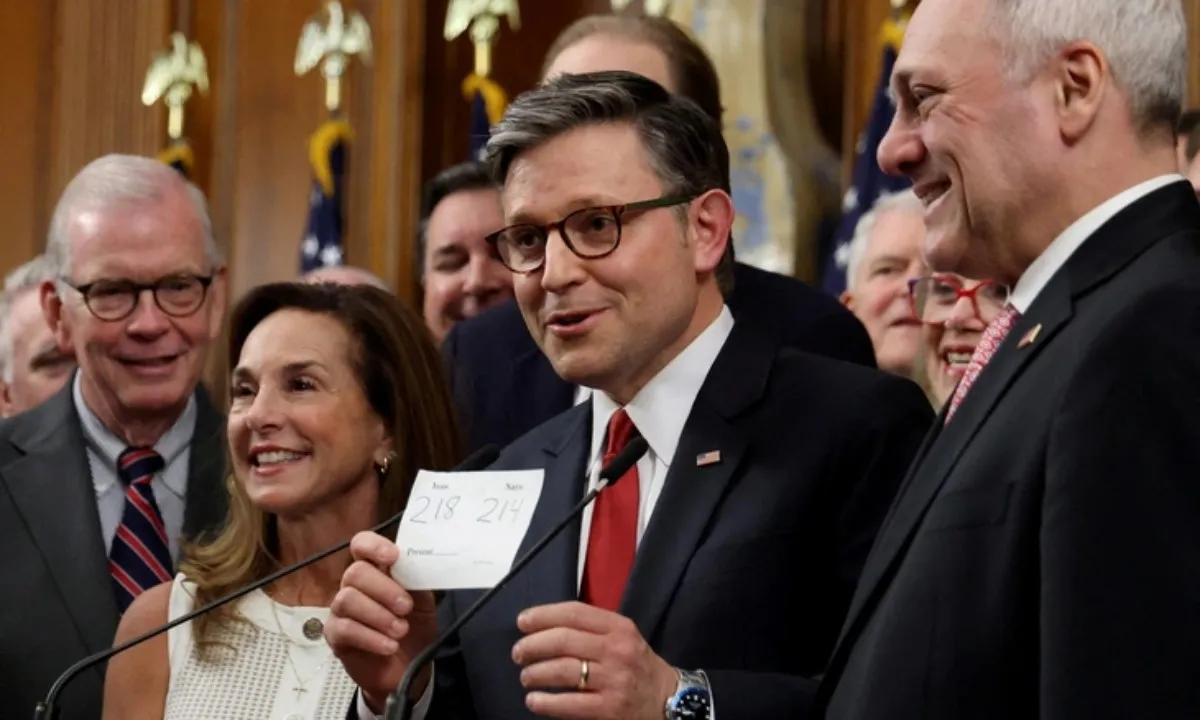 2025-07-03t210819z1518230953rc27ffat8ieyrtrmadp3usa-congress-tax-1751585691087344077457