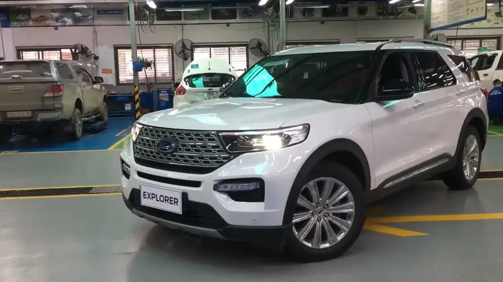 ford-explorer-1342-2388