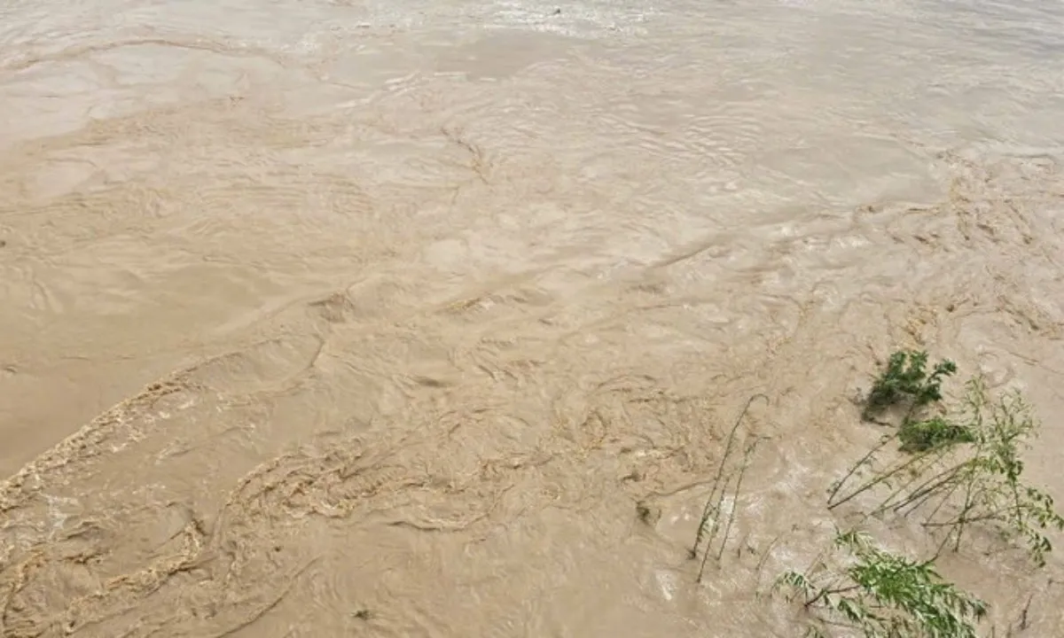 Lào Cai sơ tán nhanh cứu sống hàng chục hộ dân khi sạt lở