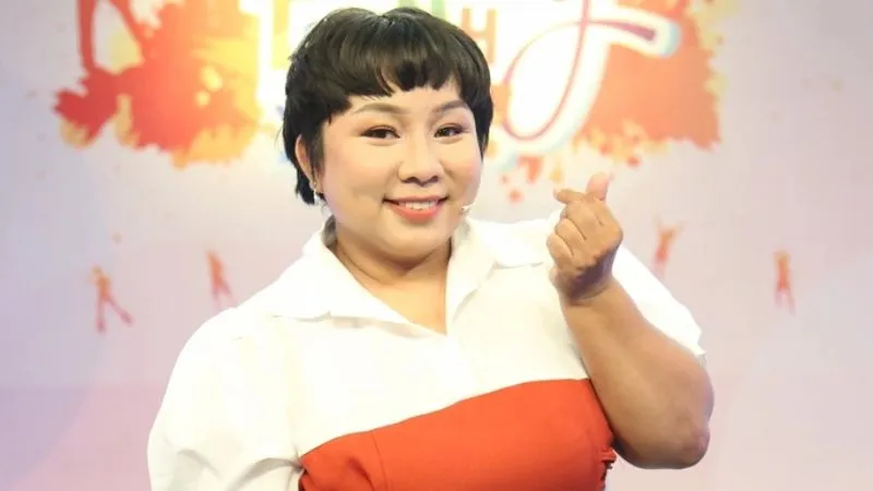 nguong-mo-nu-dien-vien-chap-nhan-chay-xe-om-de-theo-duoi-nghe-thuat (3)