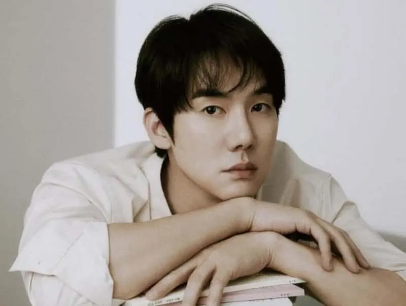 1679362129-yoo-yeon-seok-02